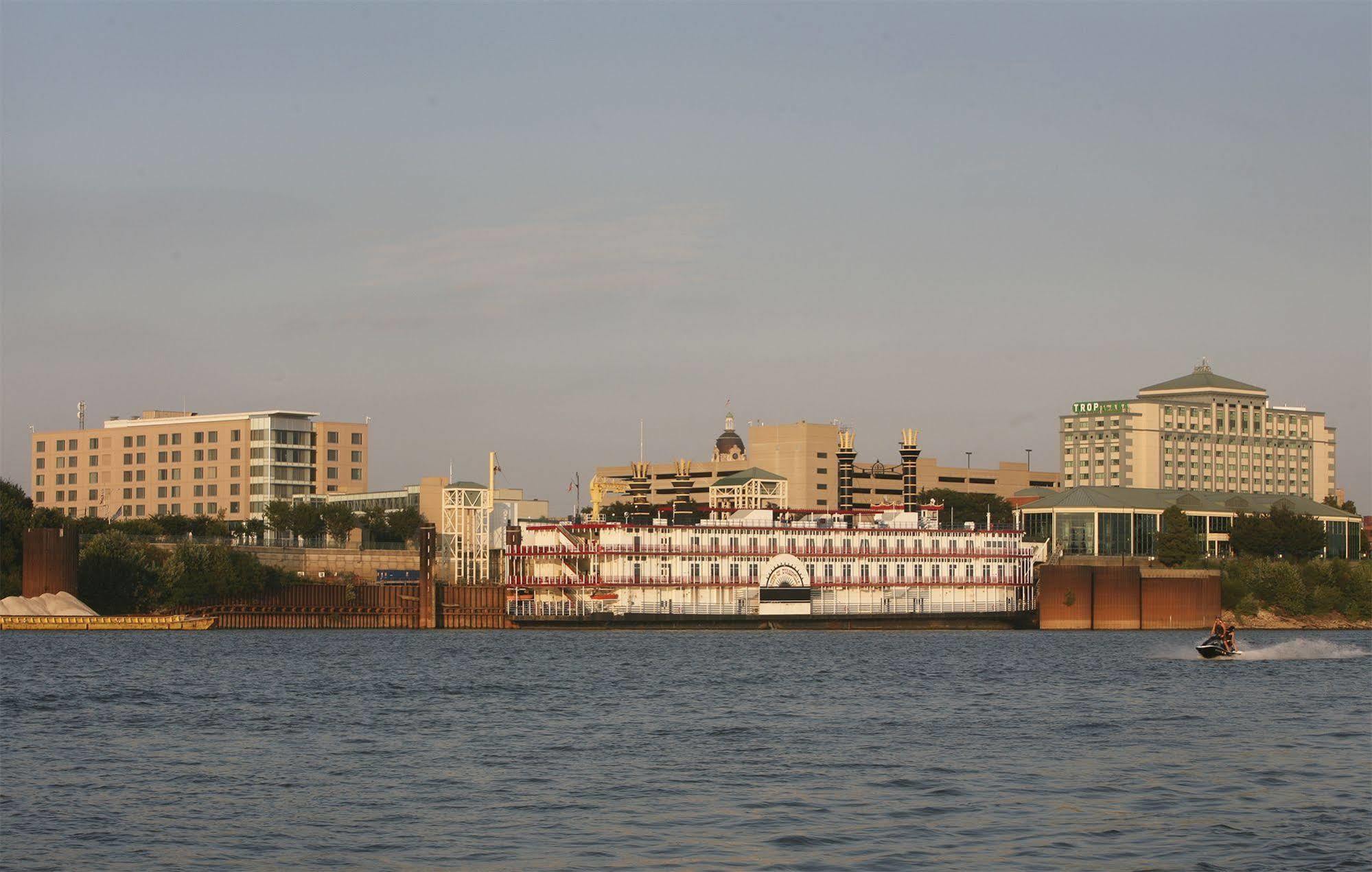 Bally'S Evansville Casino & Hotel Zewnętrze zdjęcie